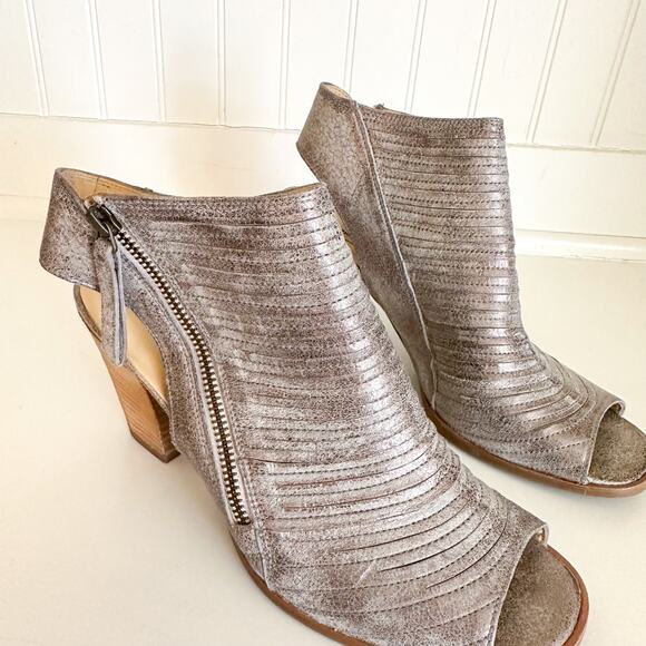 Paul Green Cayanne Peep Toe Sandal in Smoke Leather - Picture 4 of 11